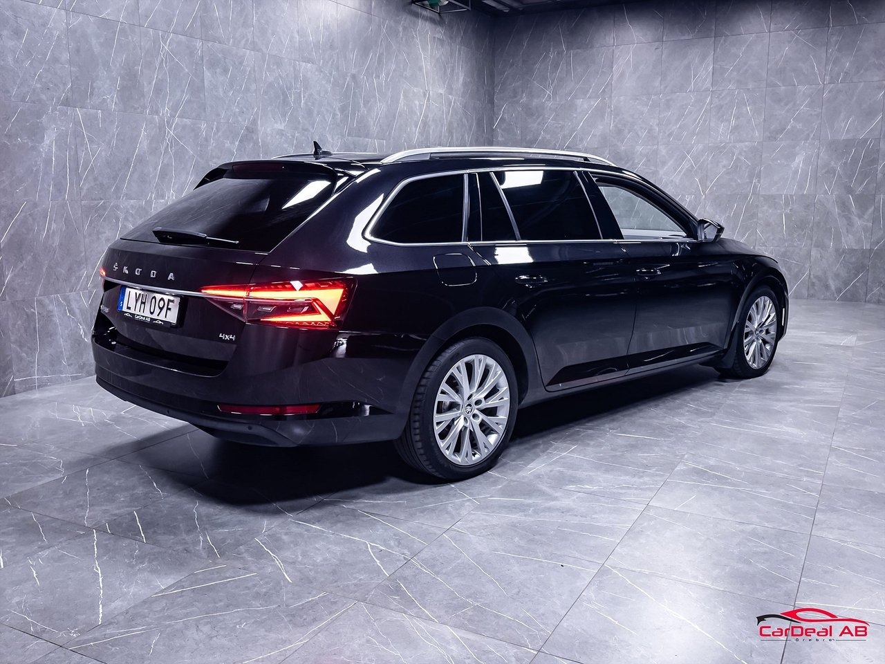 Skoda Superb Kombi 2.0 TDI 4 2021, photo 7/10