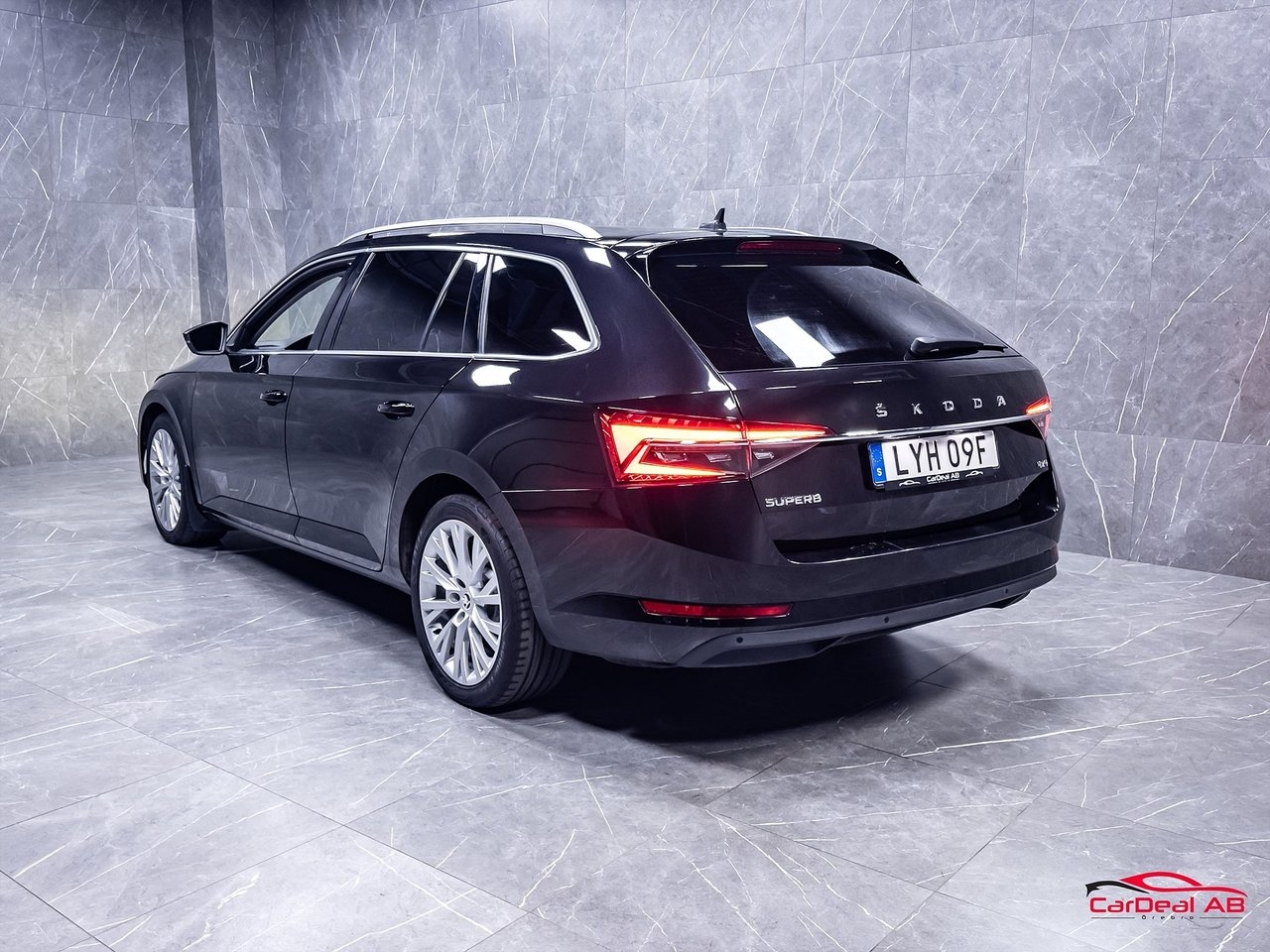 Skoda Superb Kombi 2.0 TDI 4 2021, photo 5/10