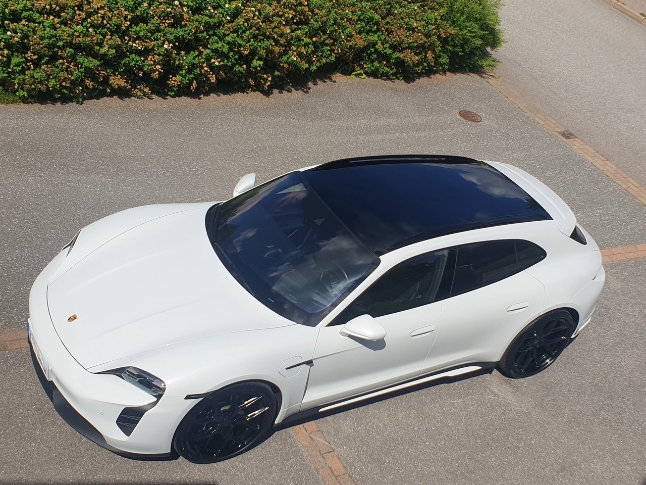 Porsche Taycan 2023, bild 5/10