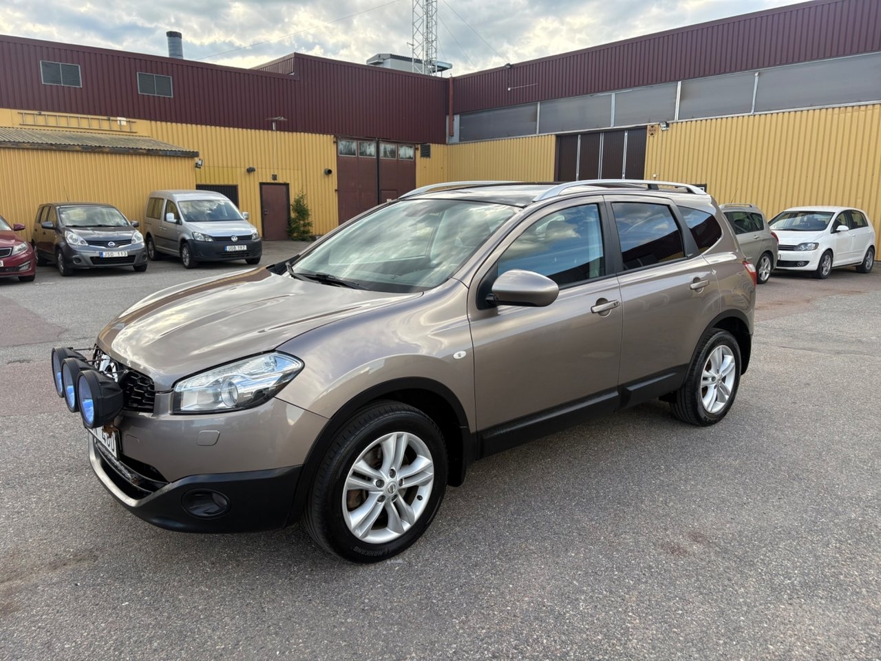Nissan Qashqai+2