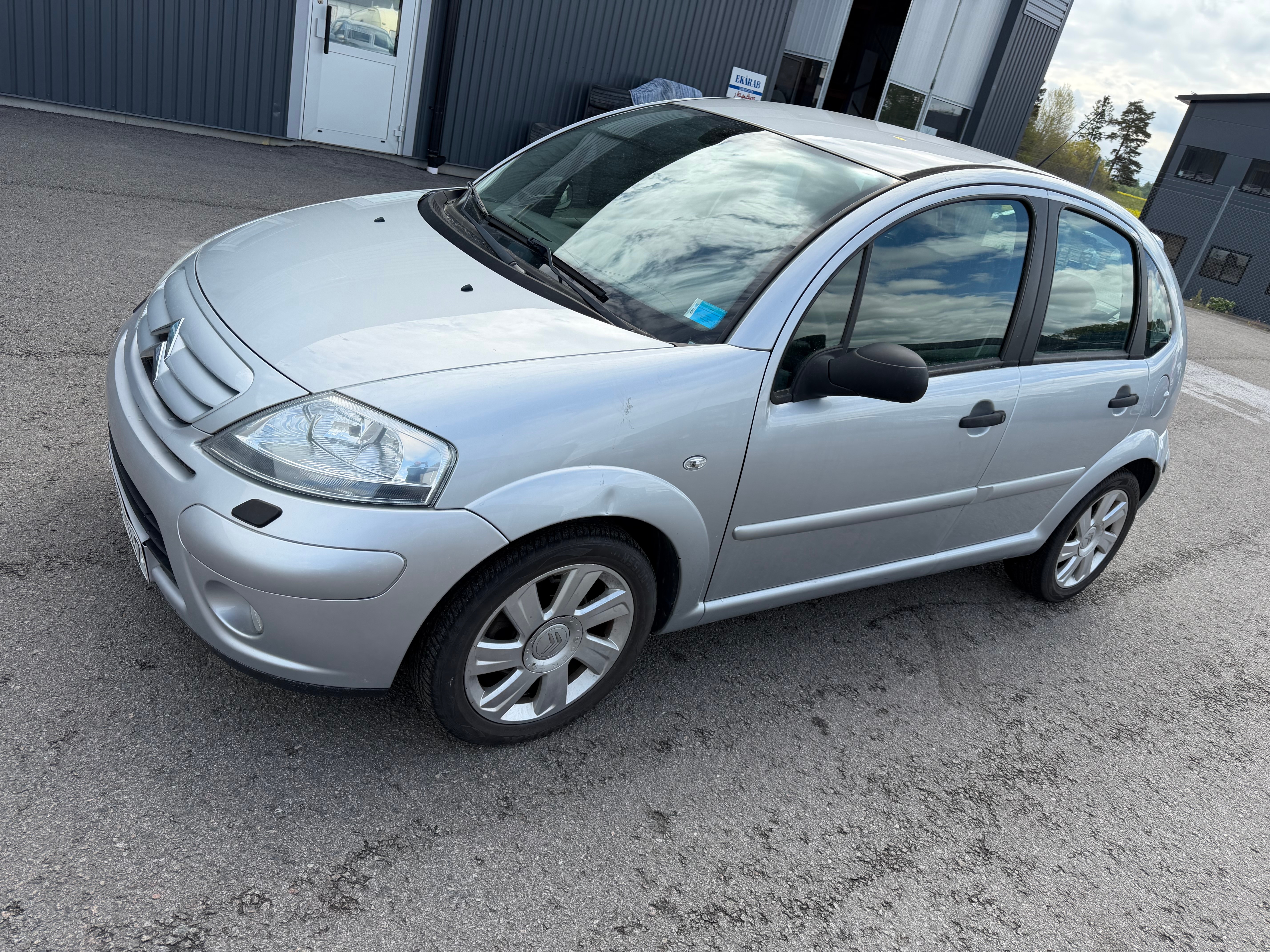 Citroen C3 1.6 HDi FAP Manuell 2008, bild 2/7