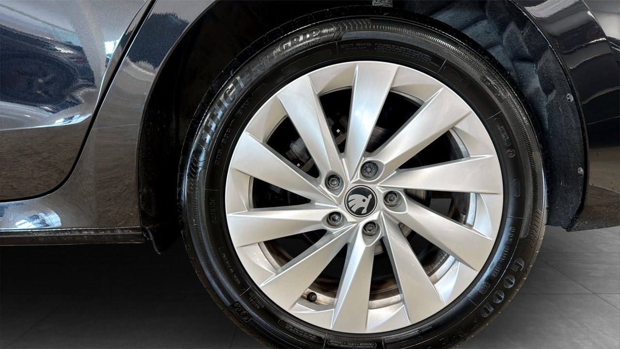 Skoda Octavia 2025, bild 6/10