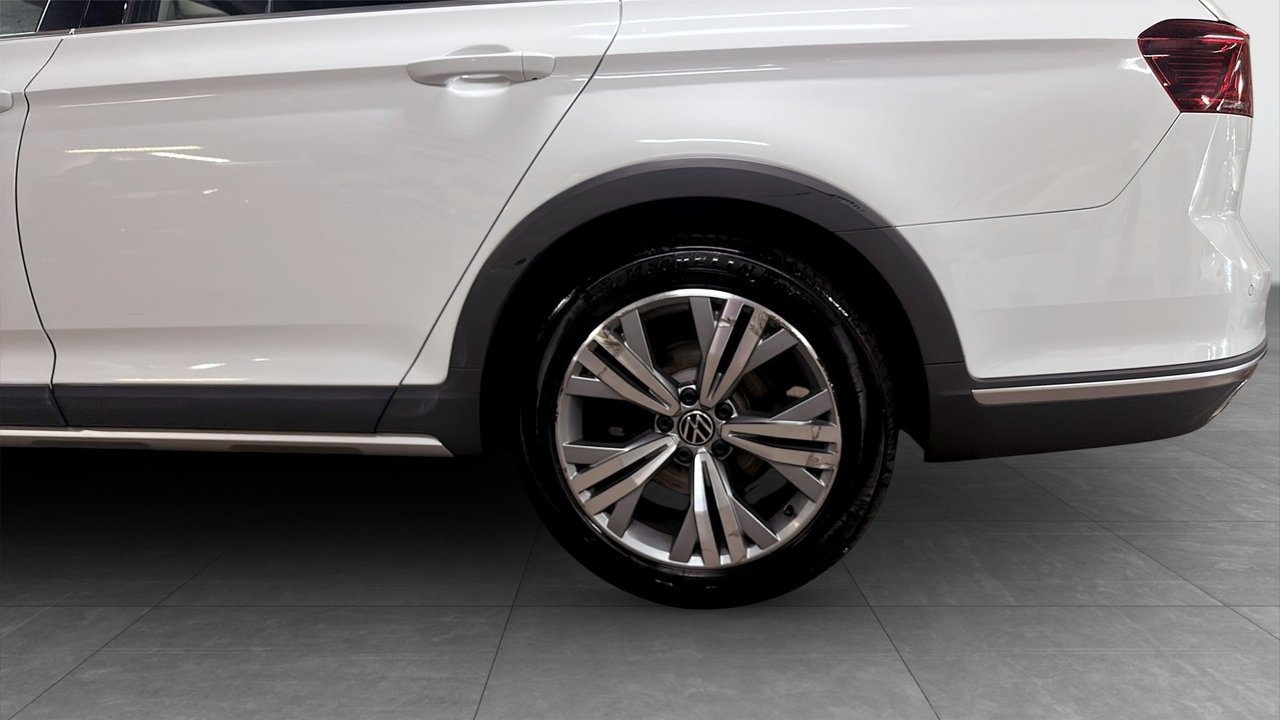 Volkswagen Passat 2021, bild 6/10