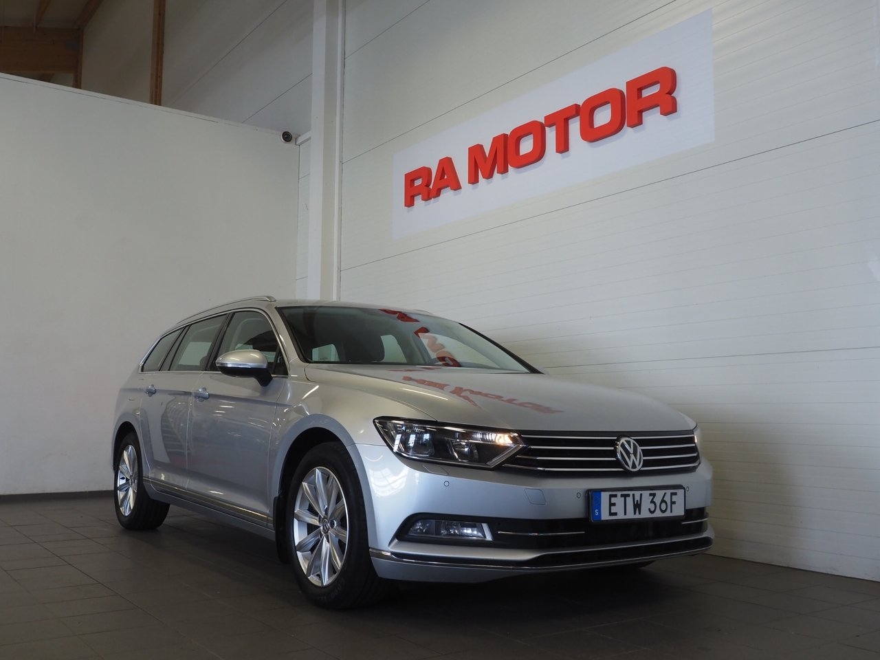 Volkswagen Passat 2019, bild 3/10