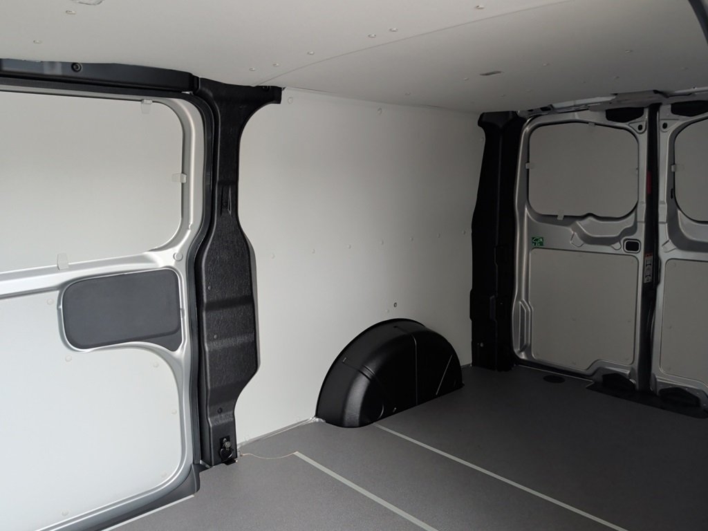 Volkswagen Transporter 2025, bild 2/4