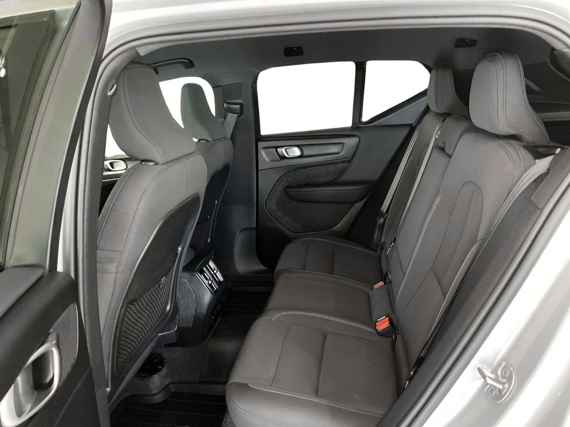 Volvo EX40 2025, bild 7/10