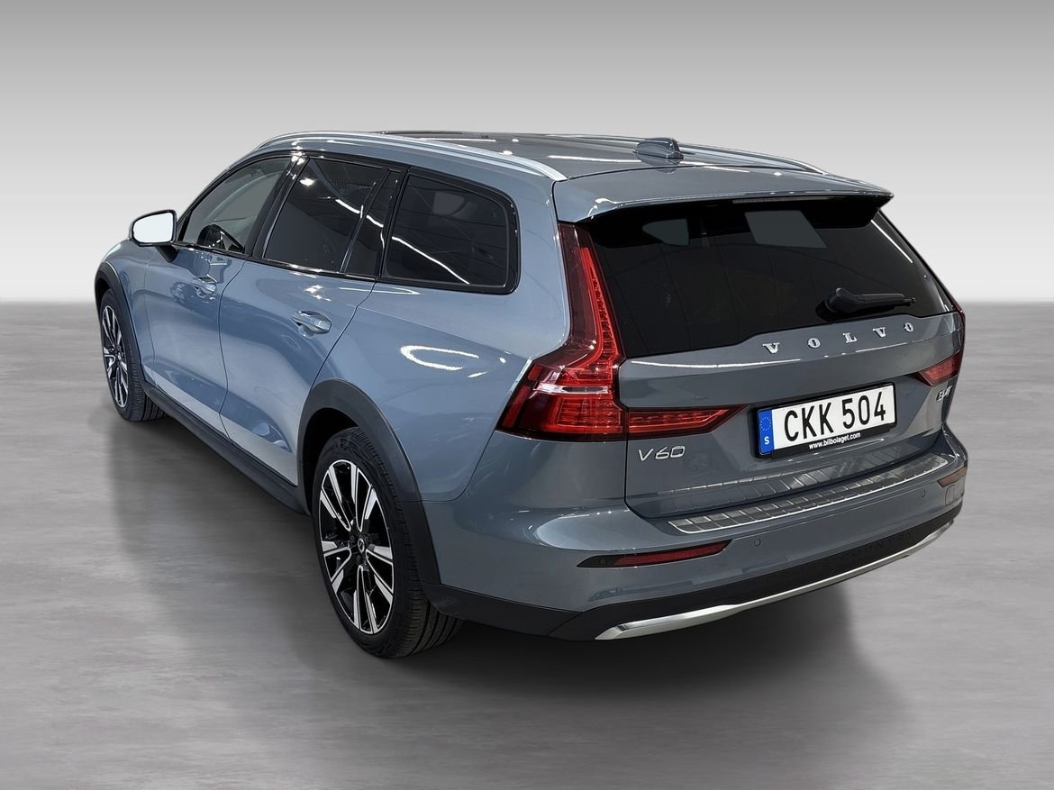 Volvo V60 Cross Country 2024, kuva 7/10