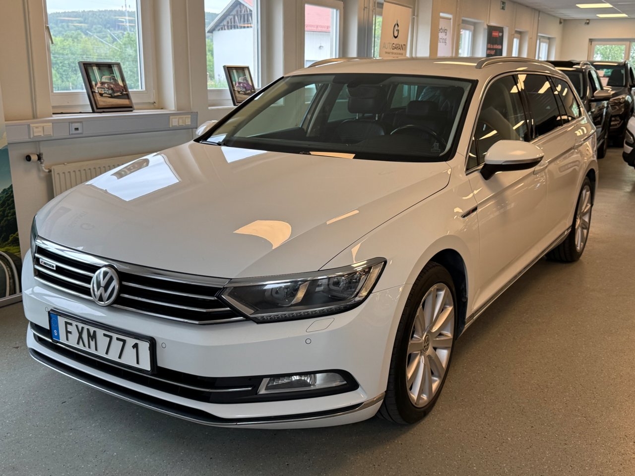 Volkswagen Passat 2016, bild 5/31