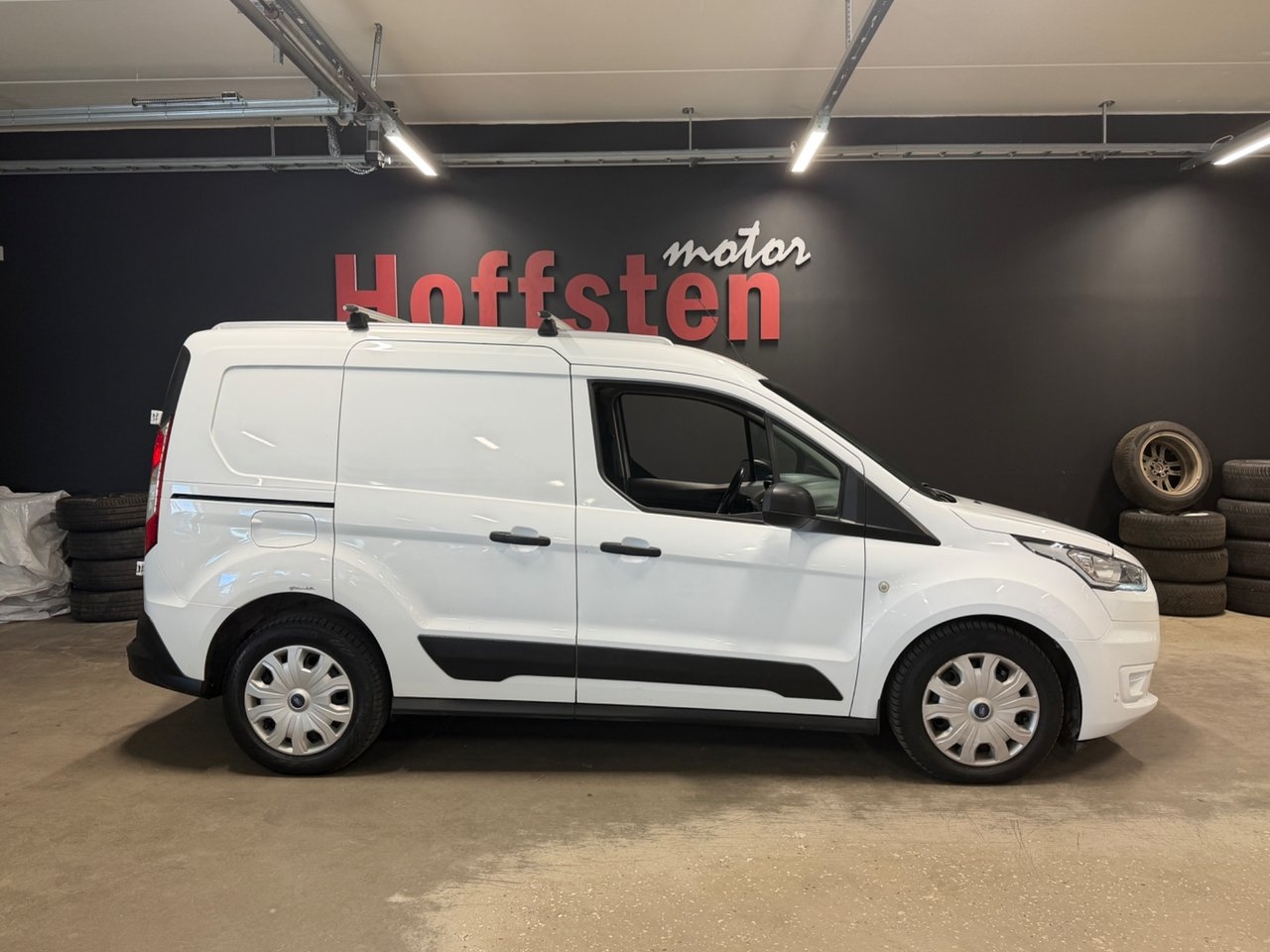 Ford Transit Connect 2019, bild 2/14