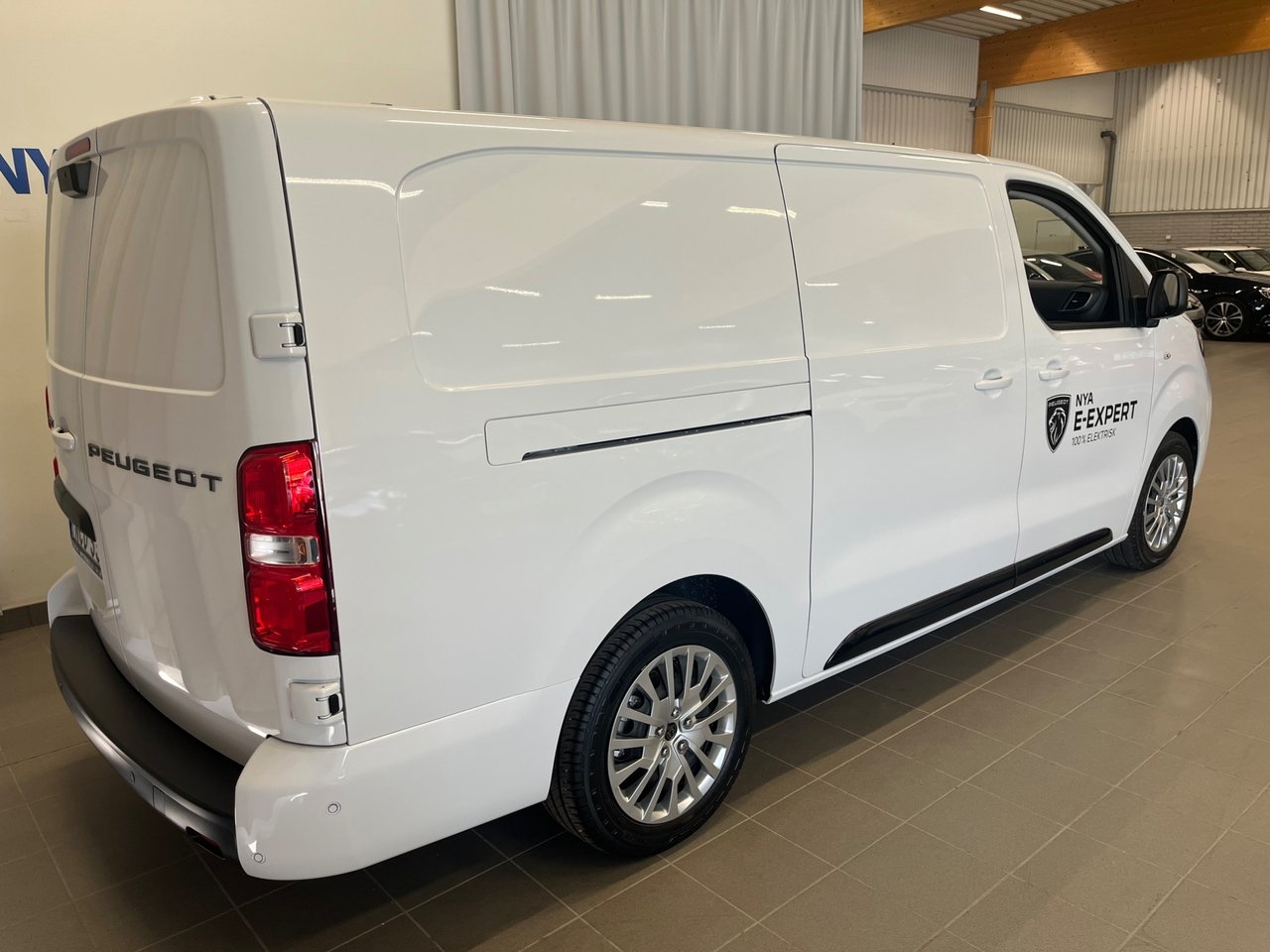 Peugeot e-Expert L3 PLUS 2026, bild 4/10