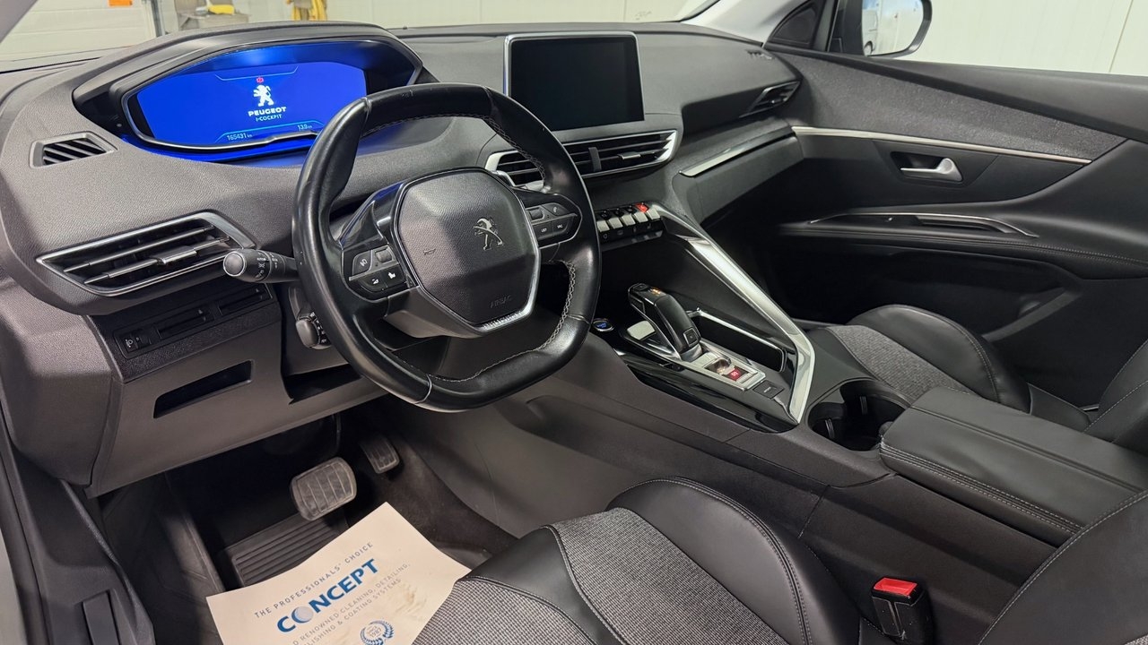 Peugeot 5008 2017, photo 6/9