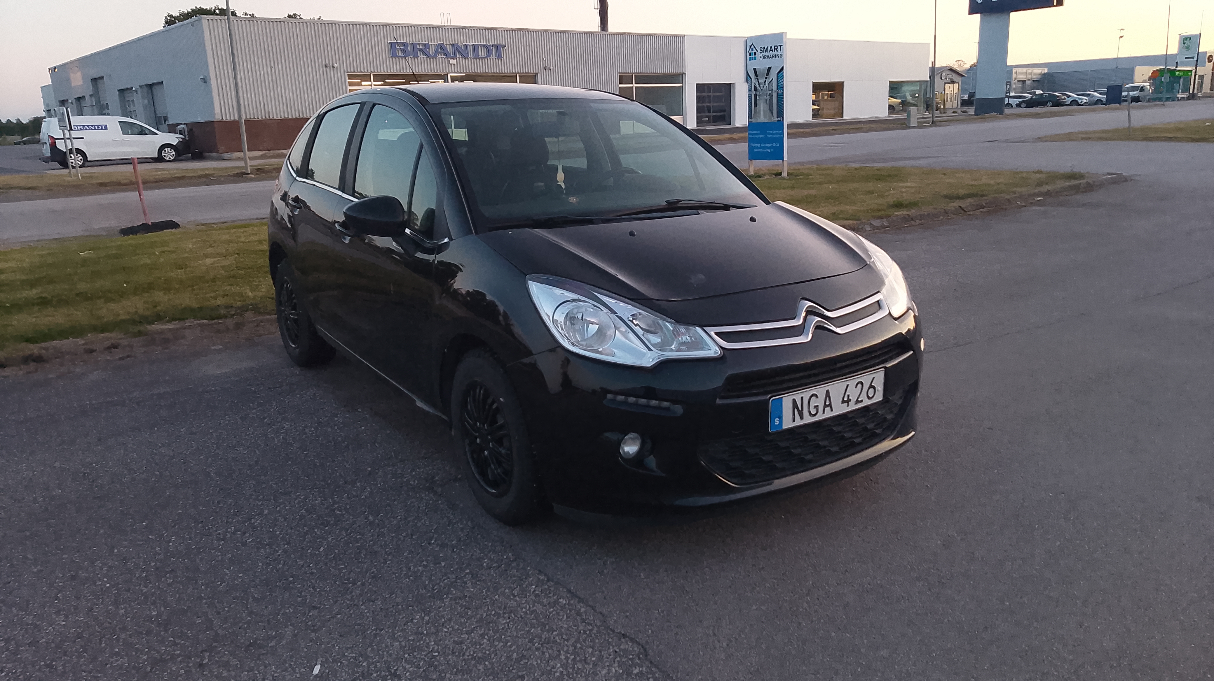 Citroen C3 1.2 PureTech VTi 82 Manuell 2016, bild 2/7
