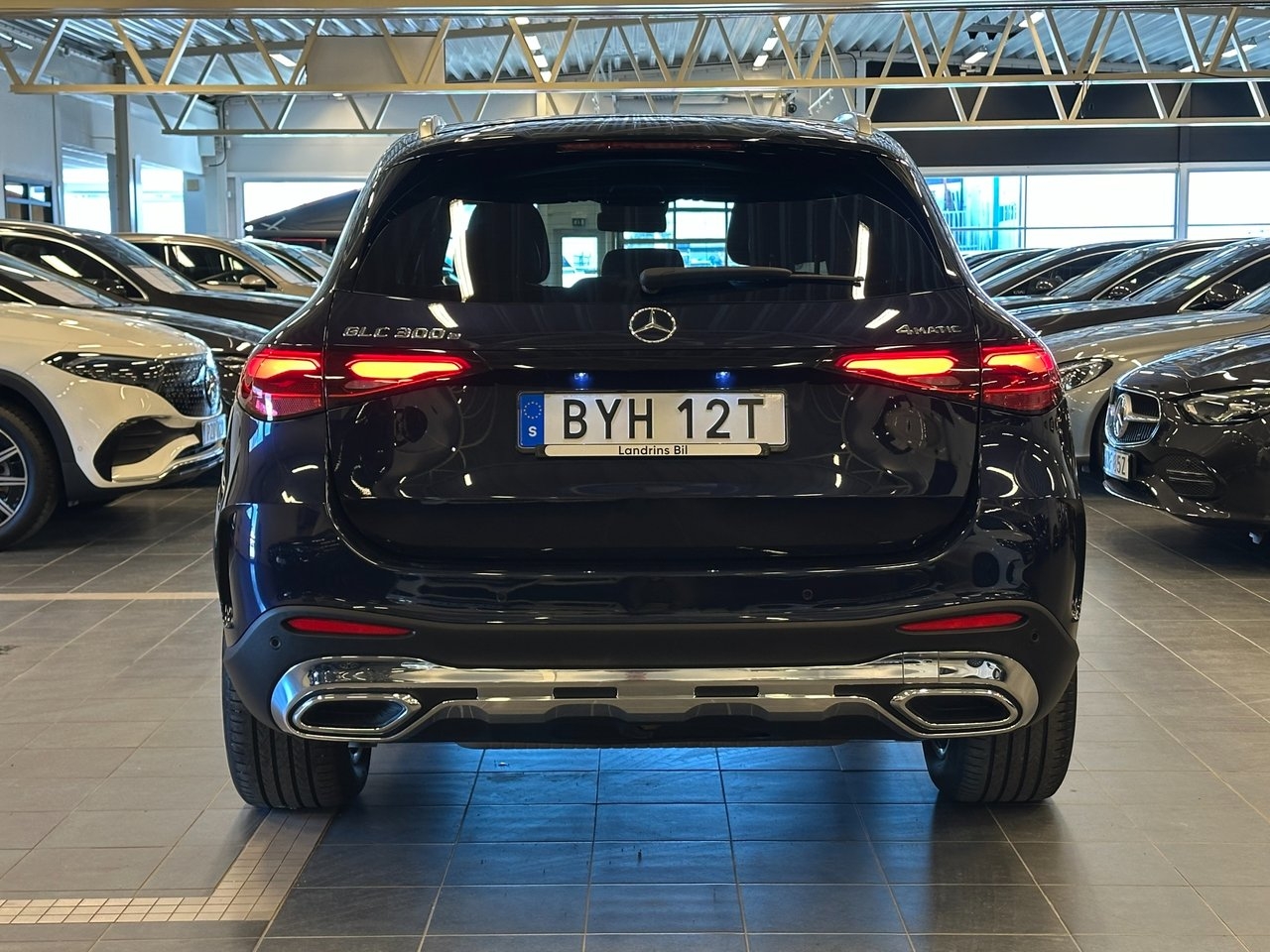 Mercedes-Benz GLC 300 e 4MATIC, AMG Line 2024, photo 6/10
