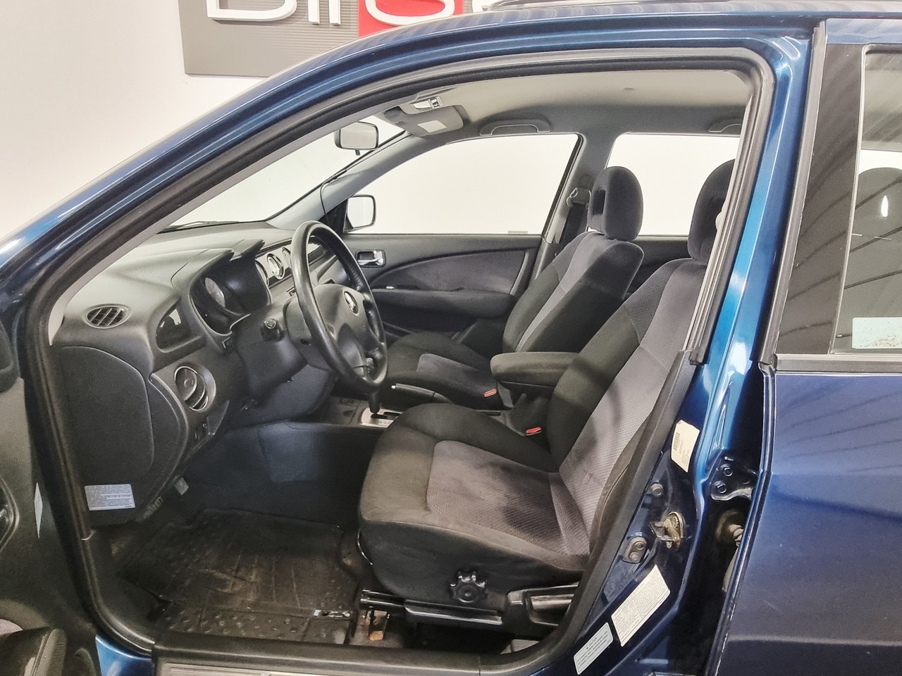 Mitsubishi Outlander 2004, bild 5/10