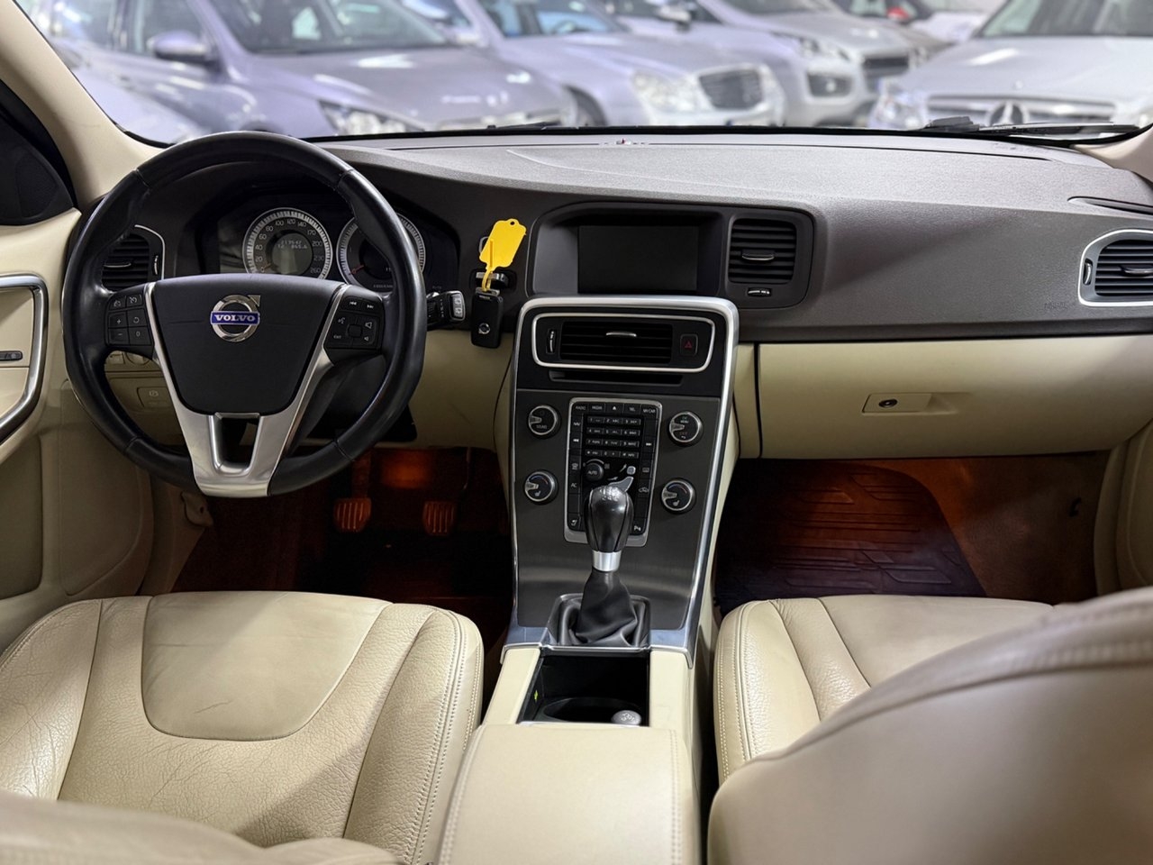 Volvo V60 D2 Summum 115hk 2012, bild 6/13