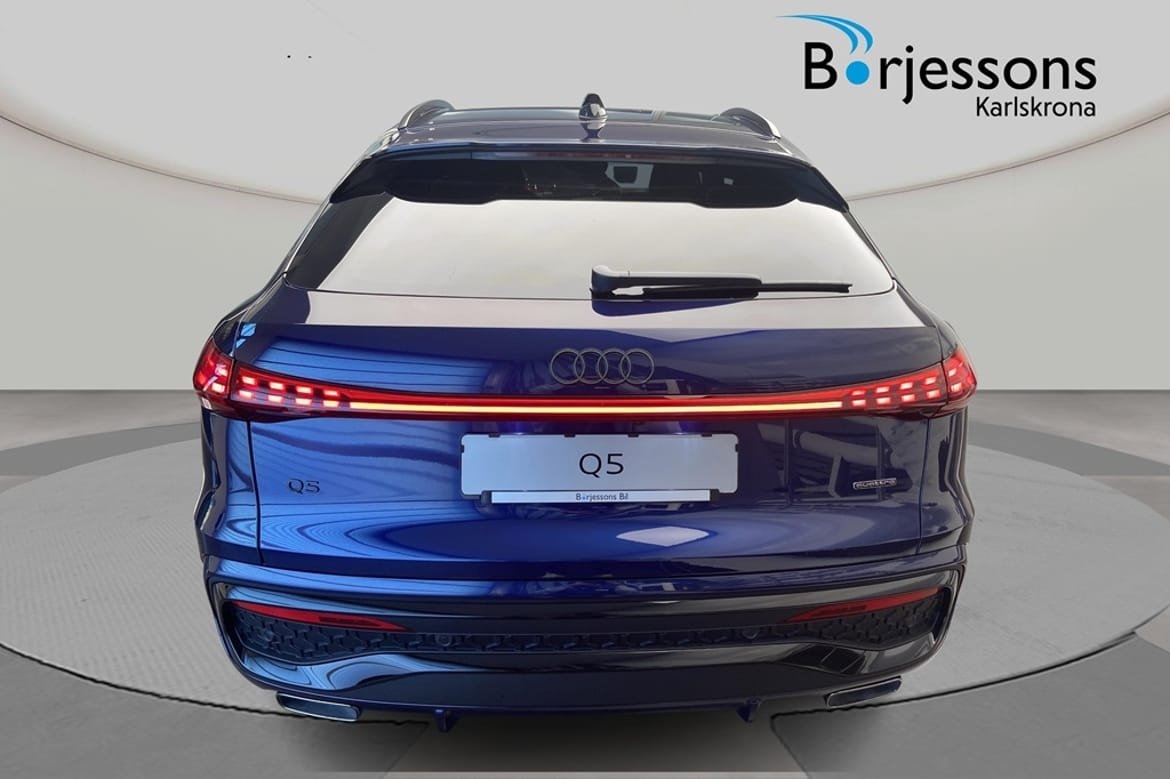 Audi Q5 E-HYBRID QUATTRO 270 KW S TRONIC 2025, photo 5/10