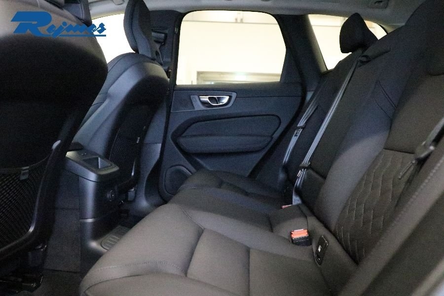 Volvo XC60 2026, kuva 7/18