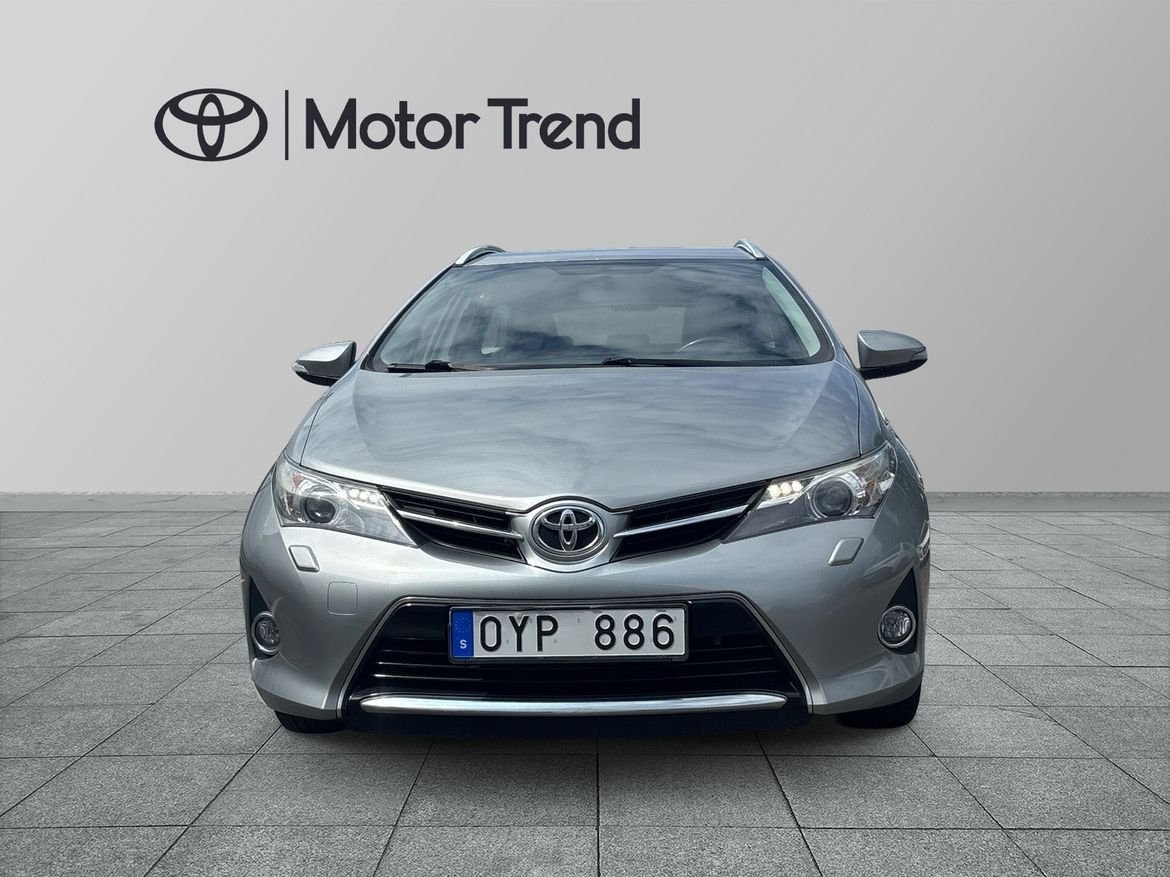 Toyota Auris 1.6 TOURING SP 2014, bild 5/10