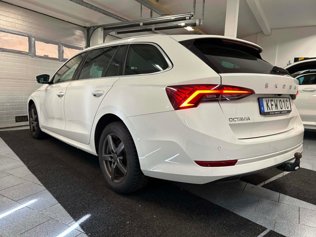 Skoda Octavia 2023, bild 4/16