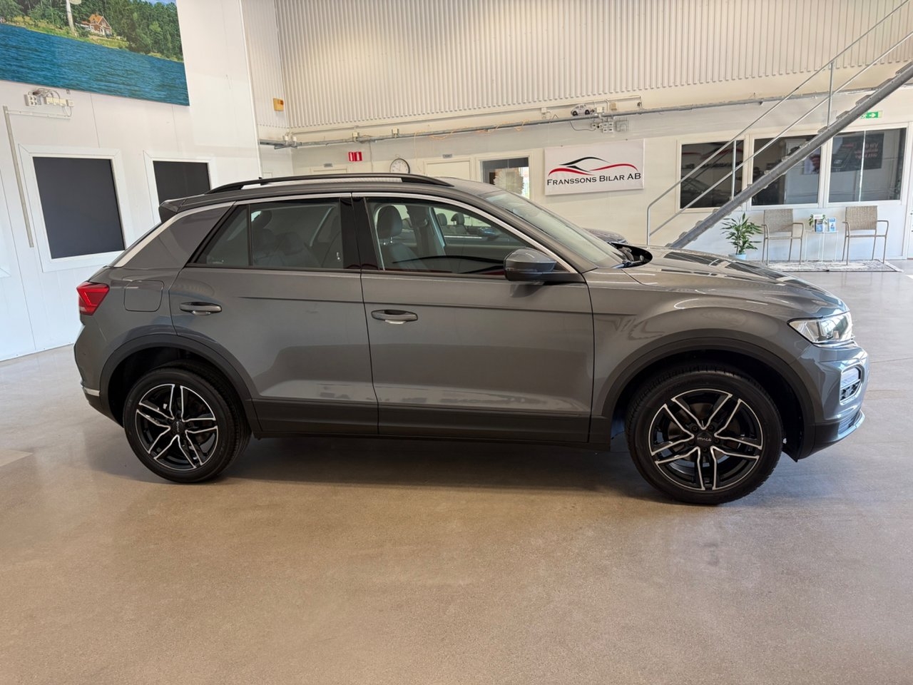 Volkswagen T-Roc 2019, photo 6/21