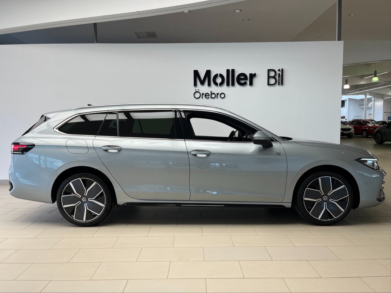 Volkswagen Passat eHybrid SWE Edition 2026, bild 2/10