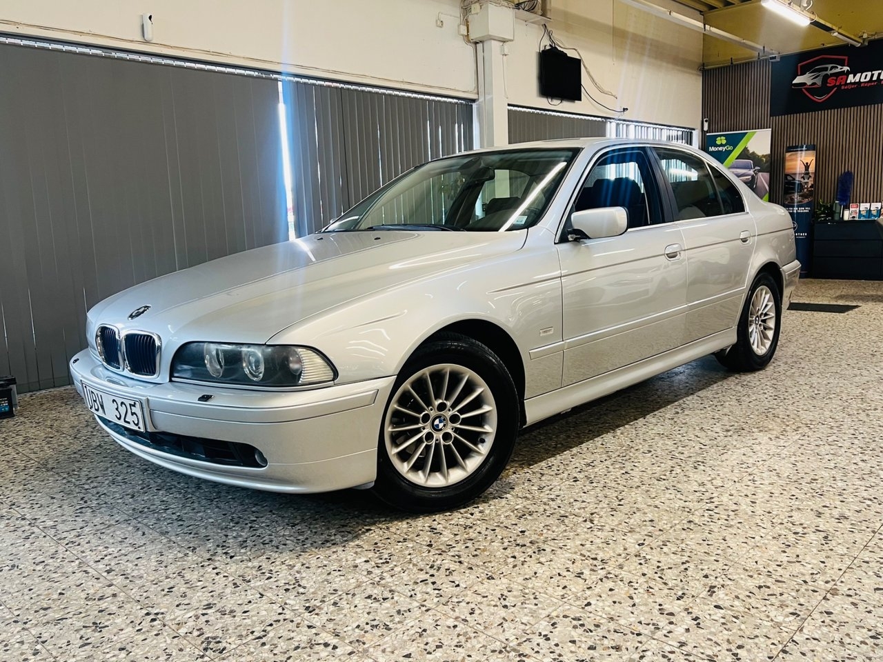 BMW 520