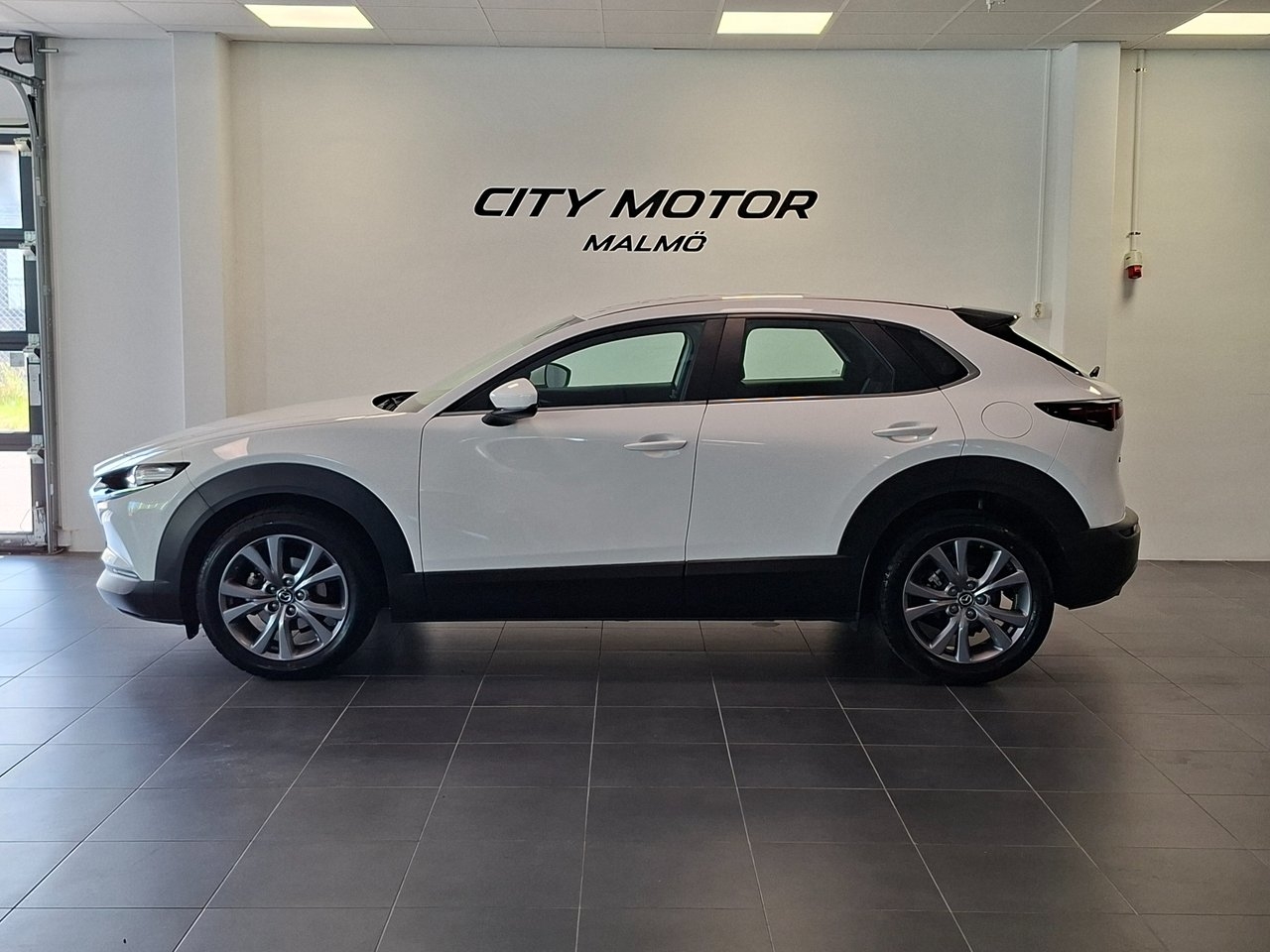 Mazda CX-30 2.0 Sky 150hk AUT 2023, bild 2/9
