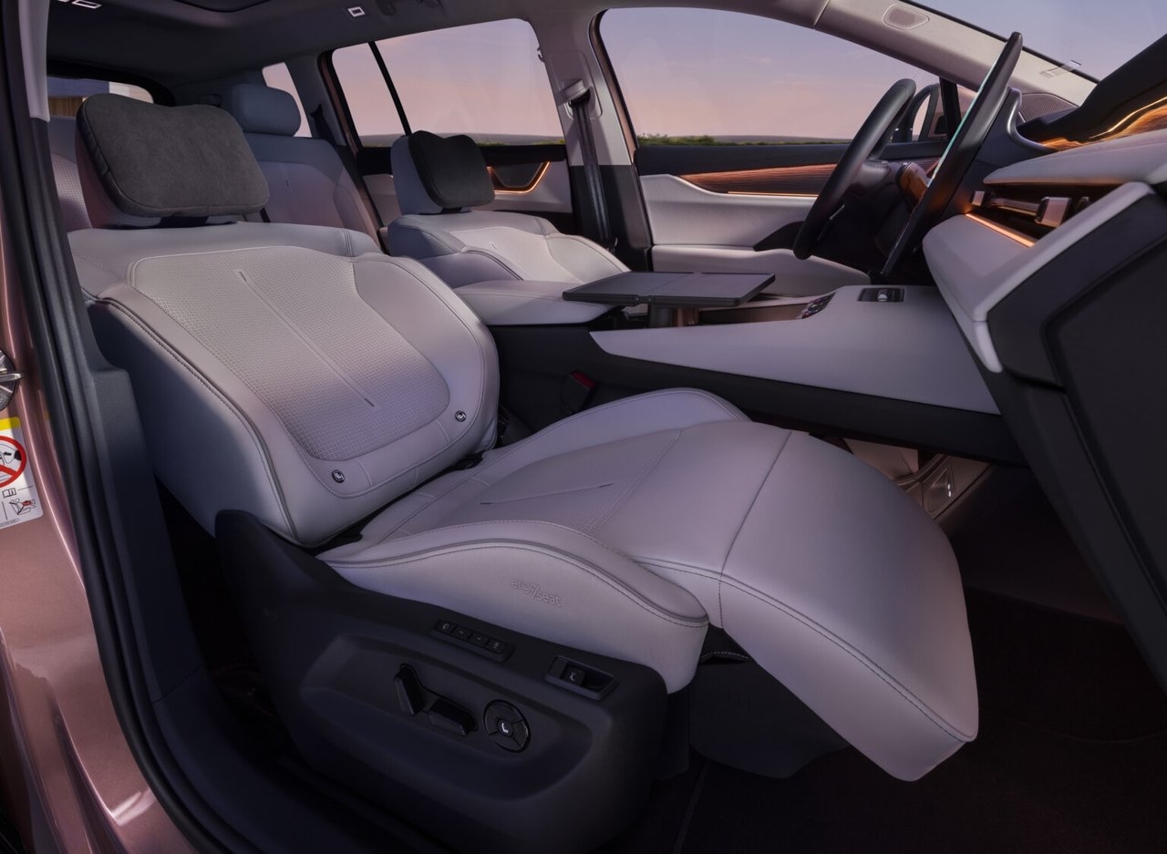 Skoda Peaq 2027, bild 6/8