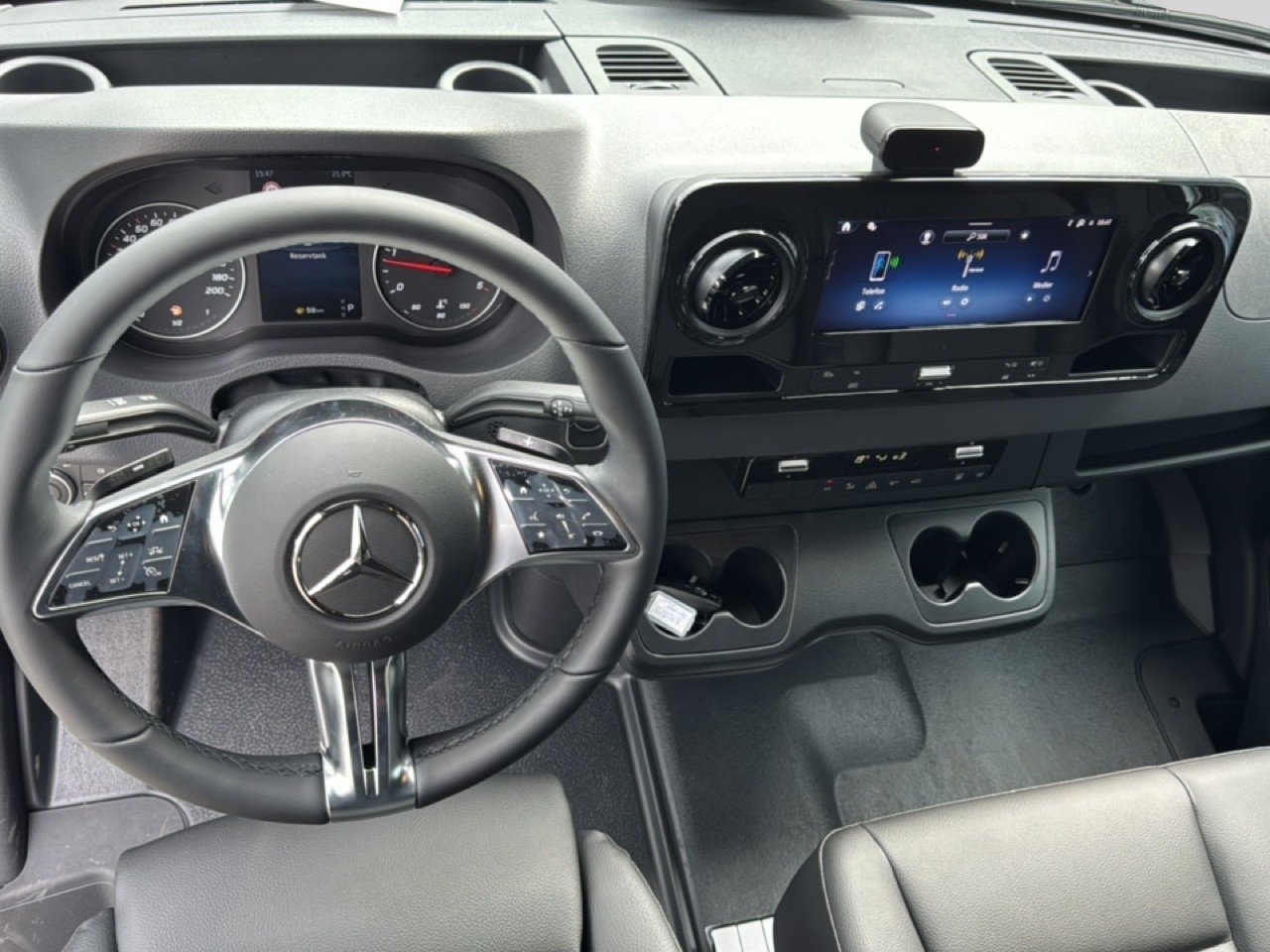 Mercedes-Benz Sprinter 2027, bild 7/14