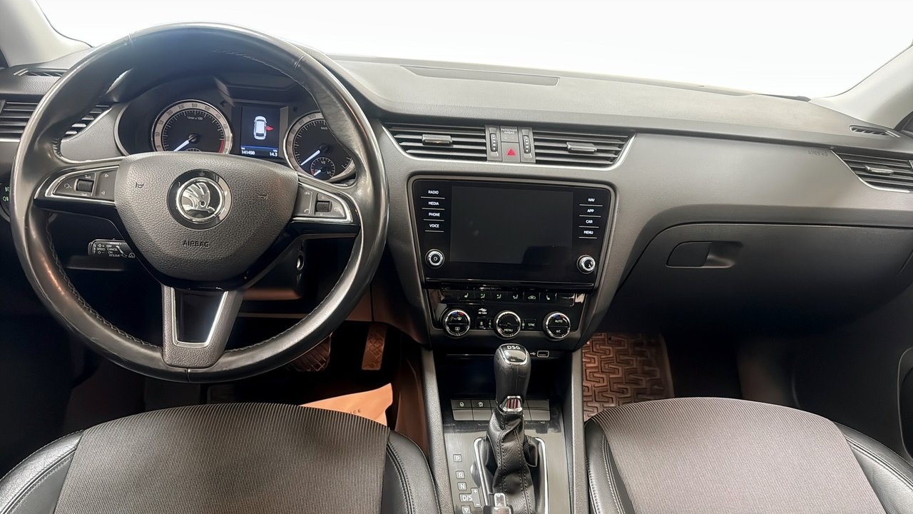 Skoda Octavia 2.0, 150hk, DSG, Style 2018, bild 4/19
