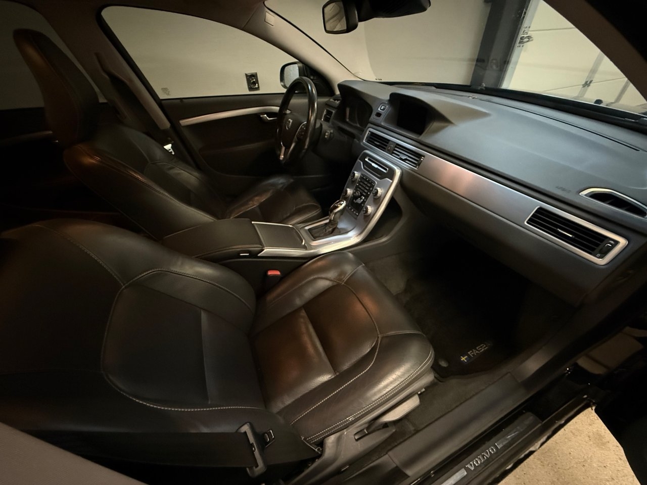 Volvo V70 2015, kuva 6/10
