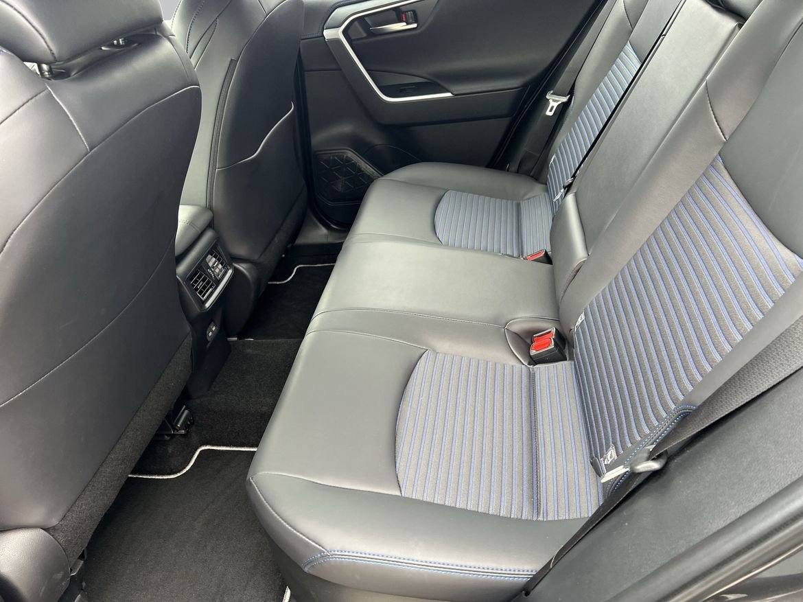 Toyota RAV4 2025, bild 7/10