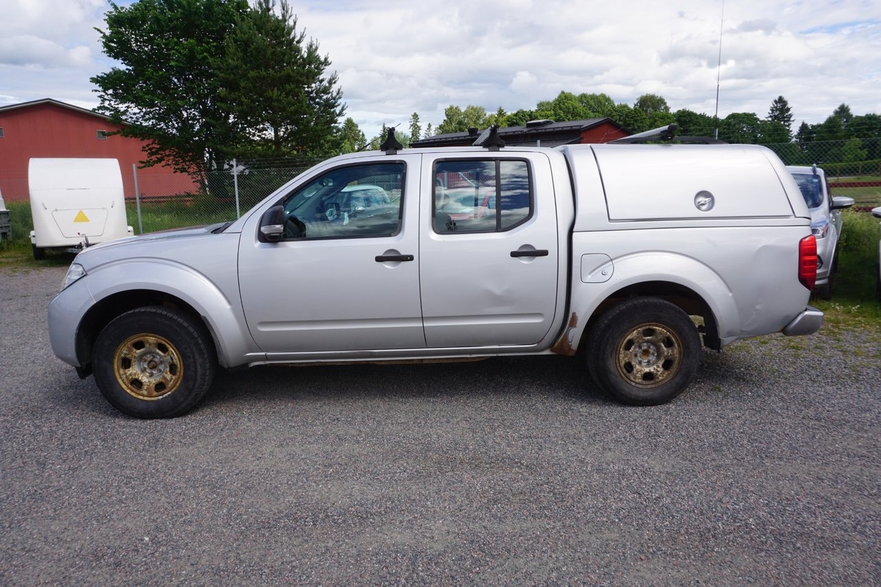 Nissan Navara 2012, bild 4/7