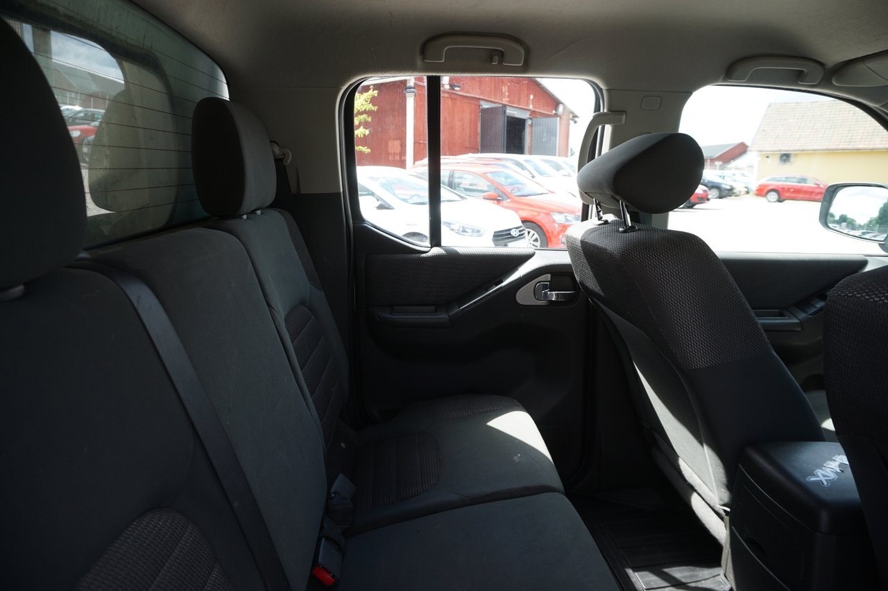 Nissan Navara 2012, bild 6/7