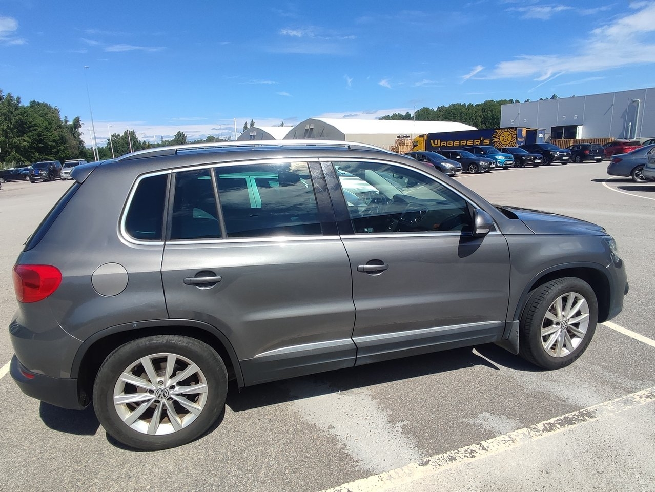 Volkswagen Tiguan 2012, bild 7/16
