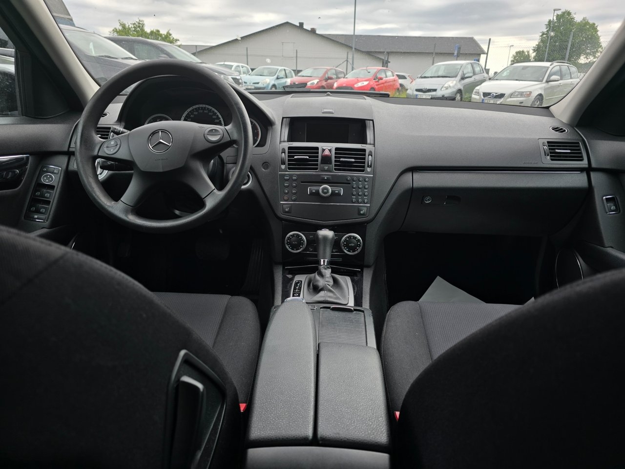 Mercedes-Benz C 2010, bild 7/10