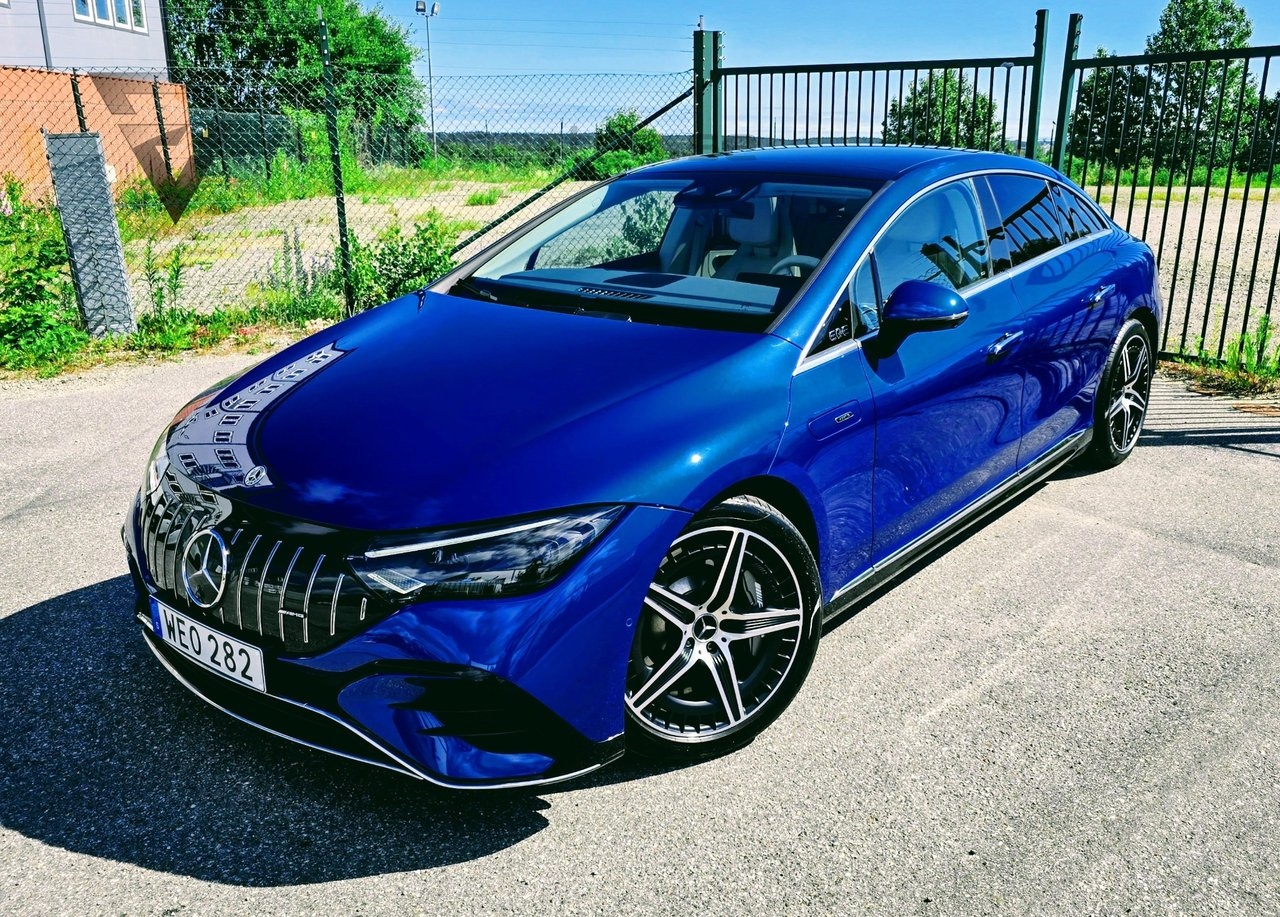 Mercedes-Benz EQE SUV 2023, bild 6/10