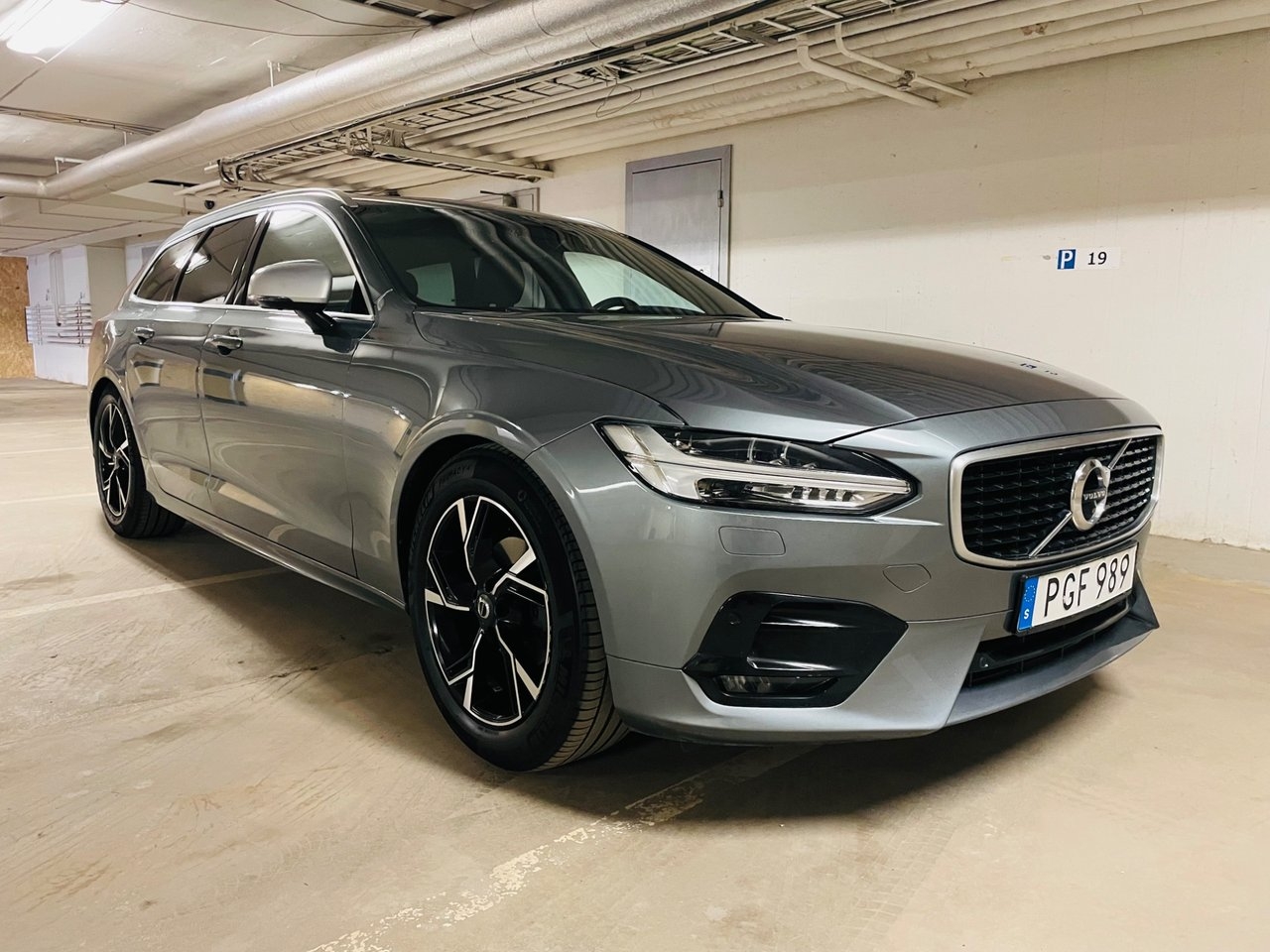 Volvo V90 D4 R-design AWD Polestar 200HK 2019, bild 7/10