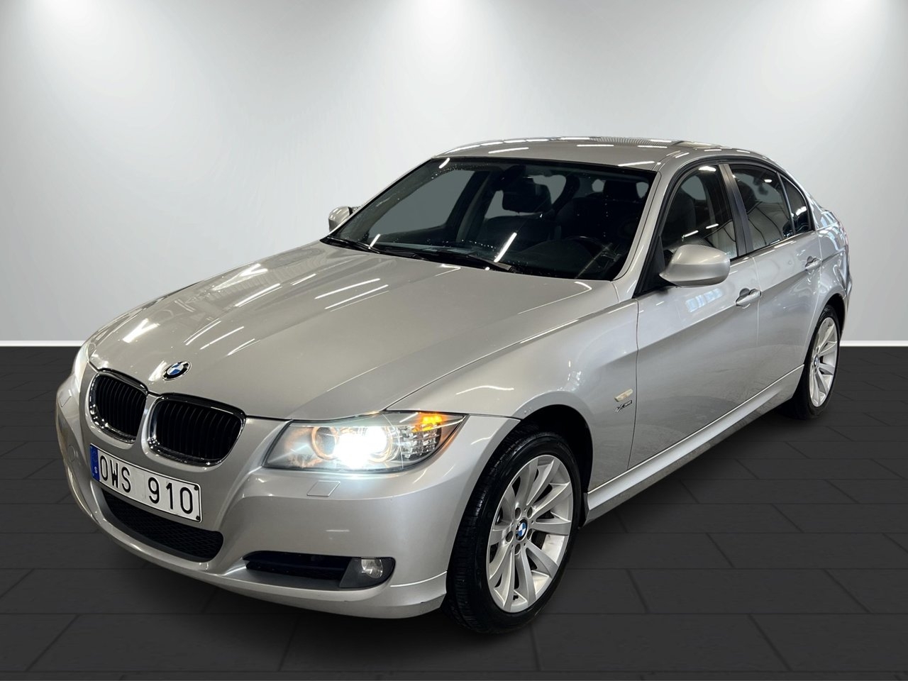 BMW 320 2010, kuva 2/10