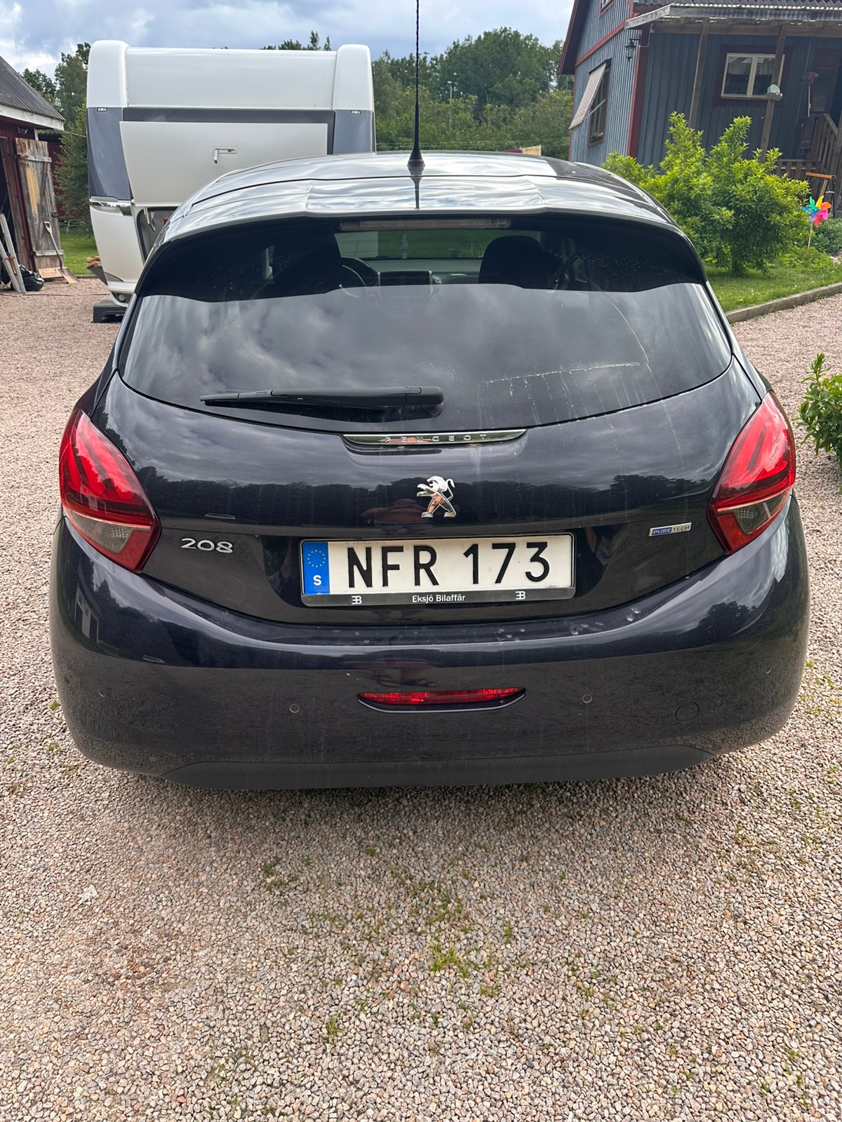 Peugeot 208 2016, bild 2/8