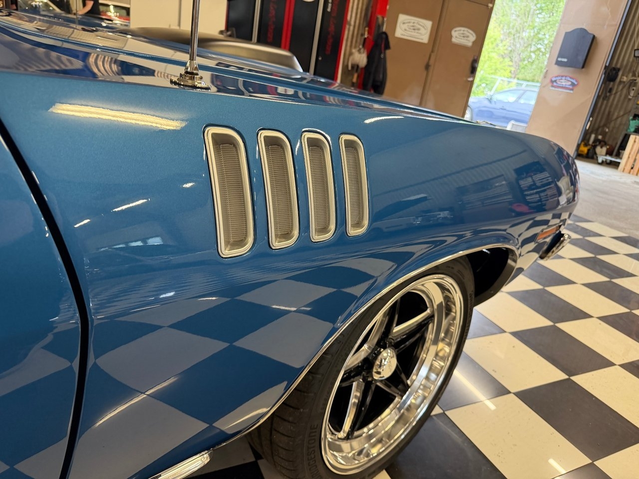 Plymouth Hemi Cuda 1971, kuva 7/10