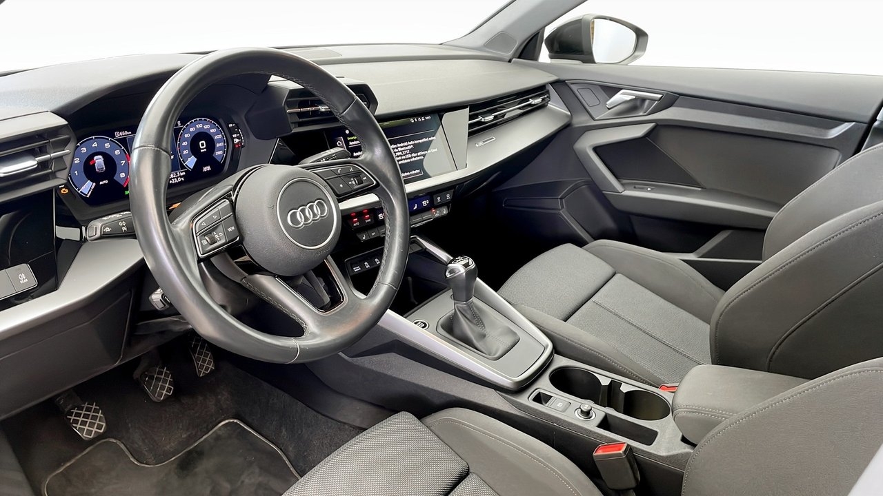 Audi A3 2023, photo 7/12