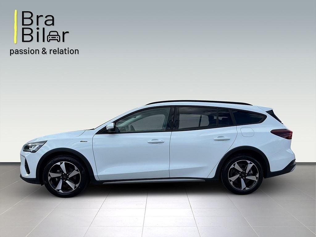 Ford Focus 2023, bild 2/10