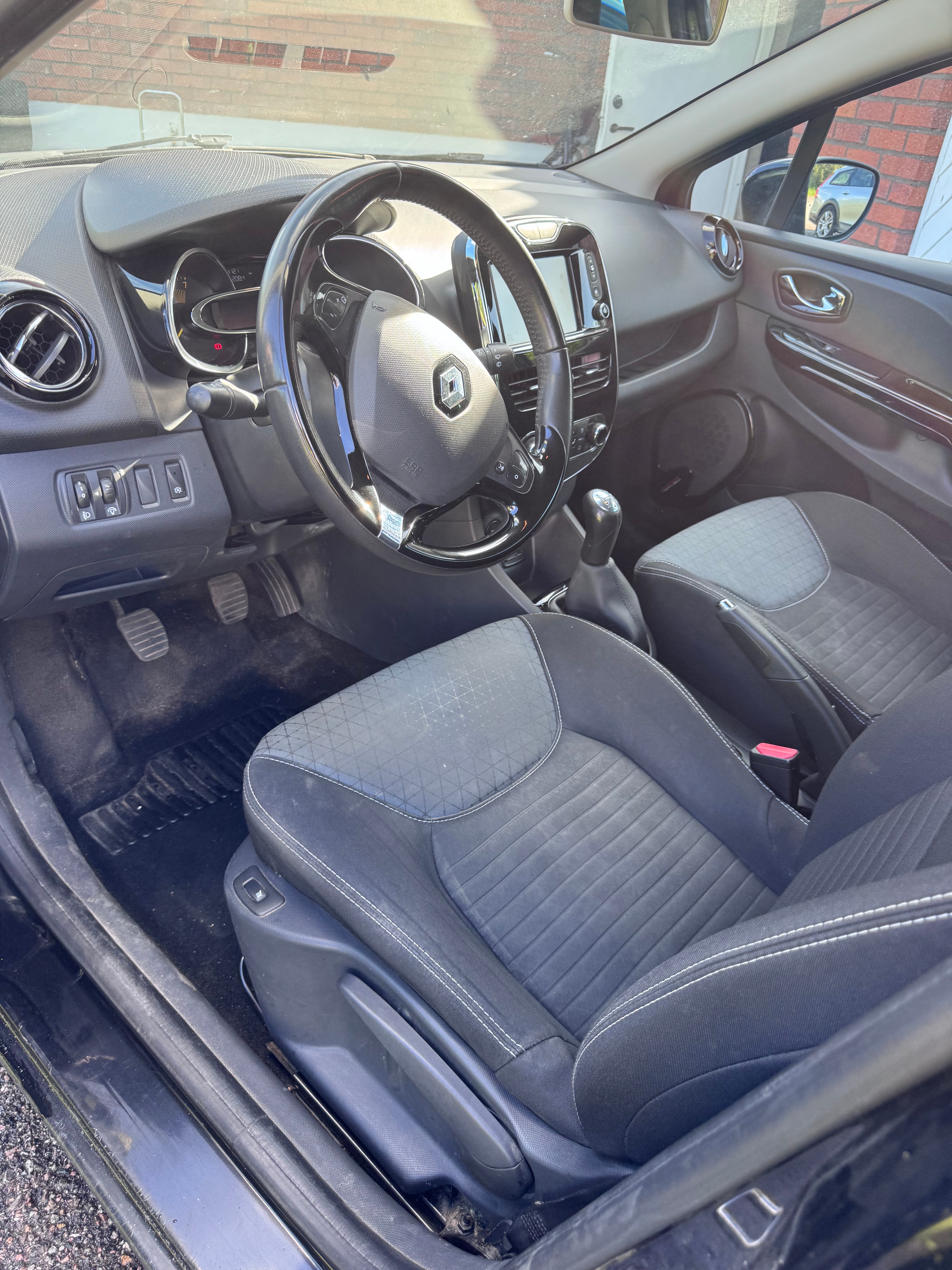 Renault Clio 0.9 TCe Manuell 2014, photo 6/6