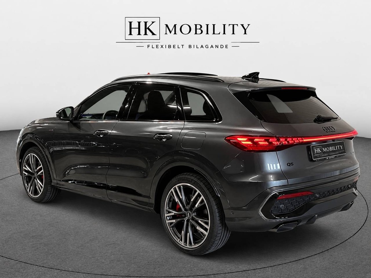 Audi Q5 SUV E-hybrid 367HK Fullutrustad 2027, bild 2/8