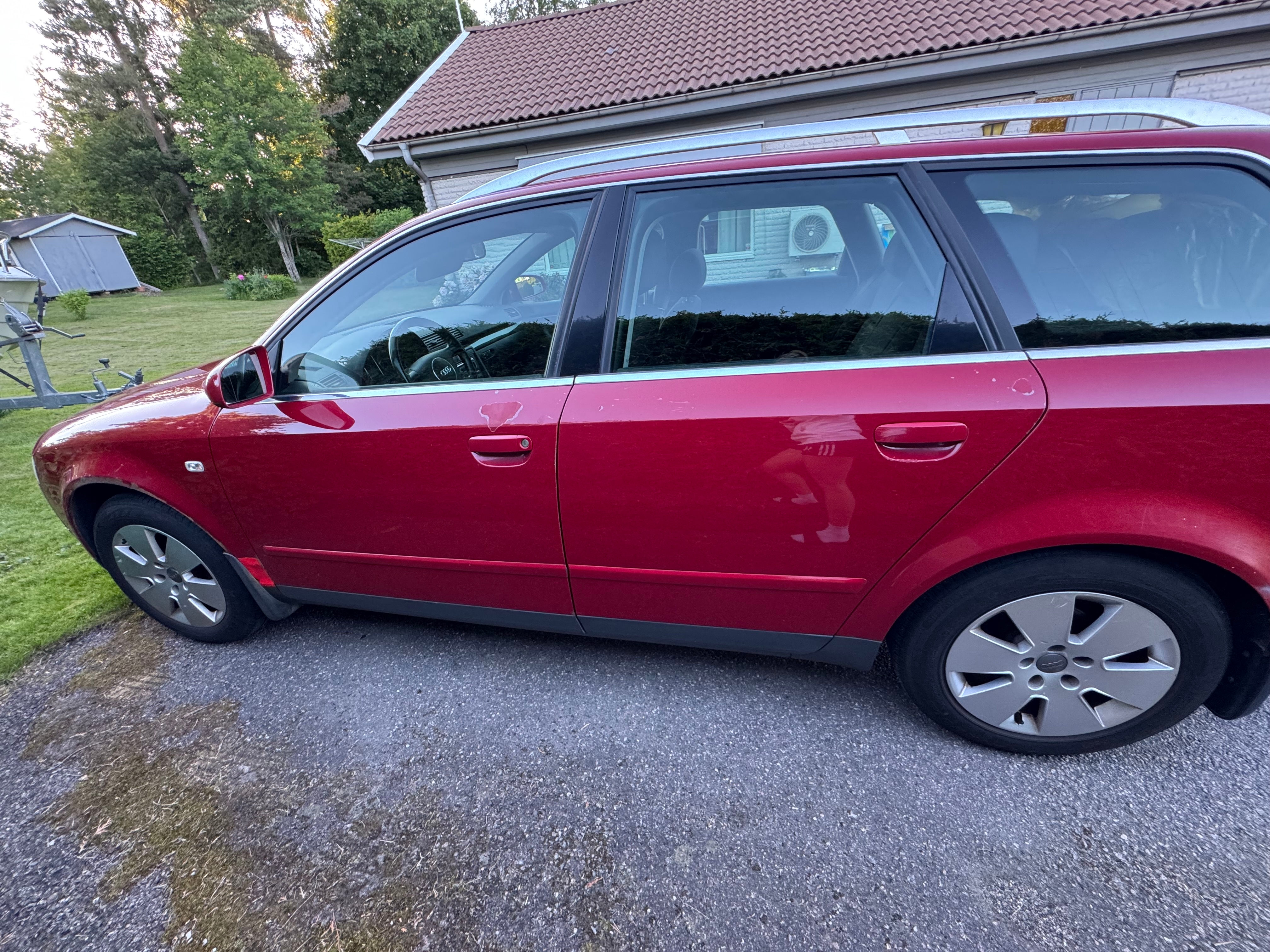 Audi A4 Avant 2.0 Manuell 2002, bild 5/8