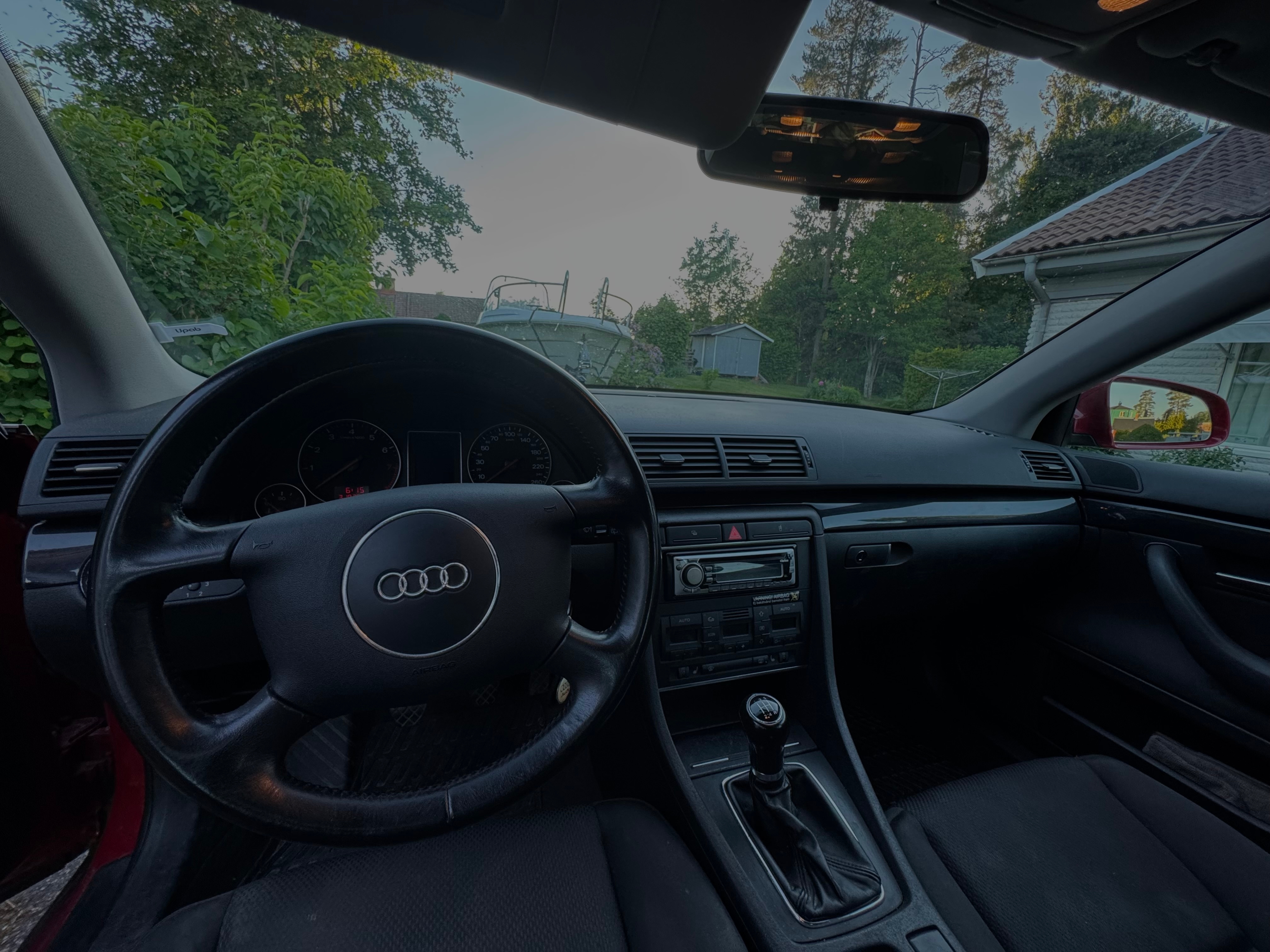 Audi A4 Avant 2.0 Manuell 2002, bild 7/8