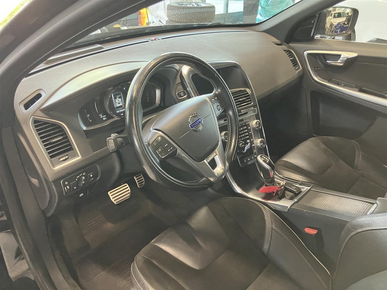Volvo XC60 D4 R-Design, Drag, Taklucka 2017, kuva 7/14