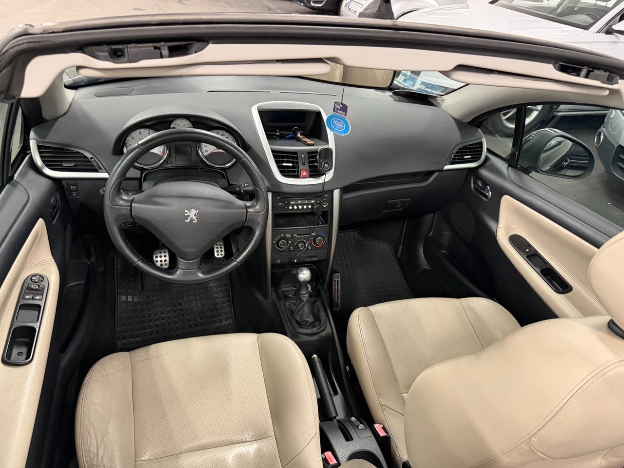Peugeot 207 2011, bild 7/11