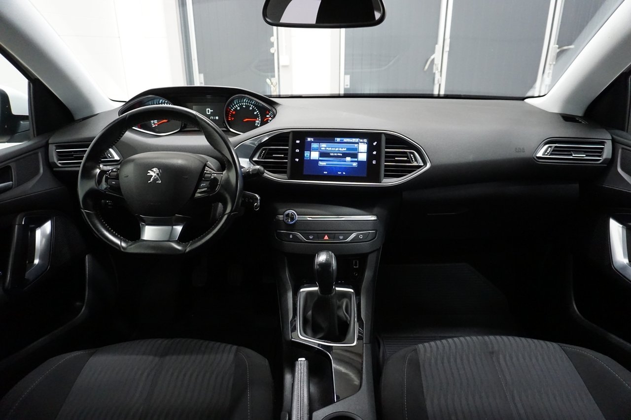 Peugeot 308 2016, bild 2/10
